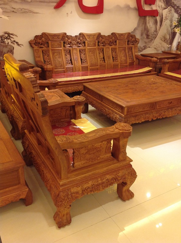 麒麟盛世沙發(fā)10件套