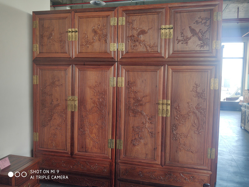 頂箱柜4件套 材質(zhì)：大果紫檀